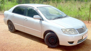 Toyota Corolla Sedan - 2004